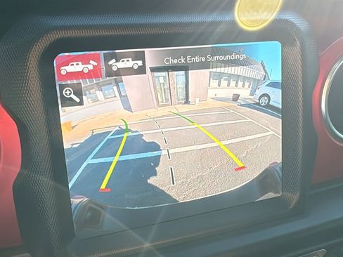 Used 2022 Jeep Gladiator Rubicon w/ Cold Weather Group image 27