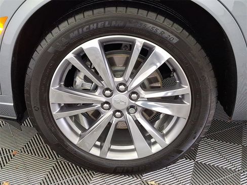 Used 2023 Cadillac XT6 Premium Luxury image 10