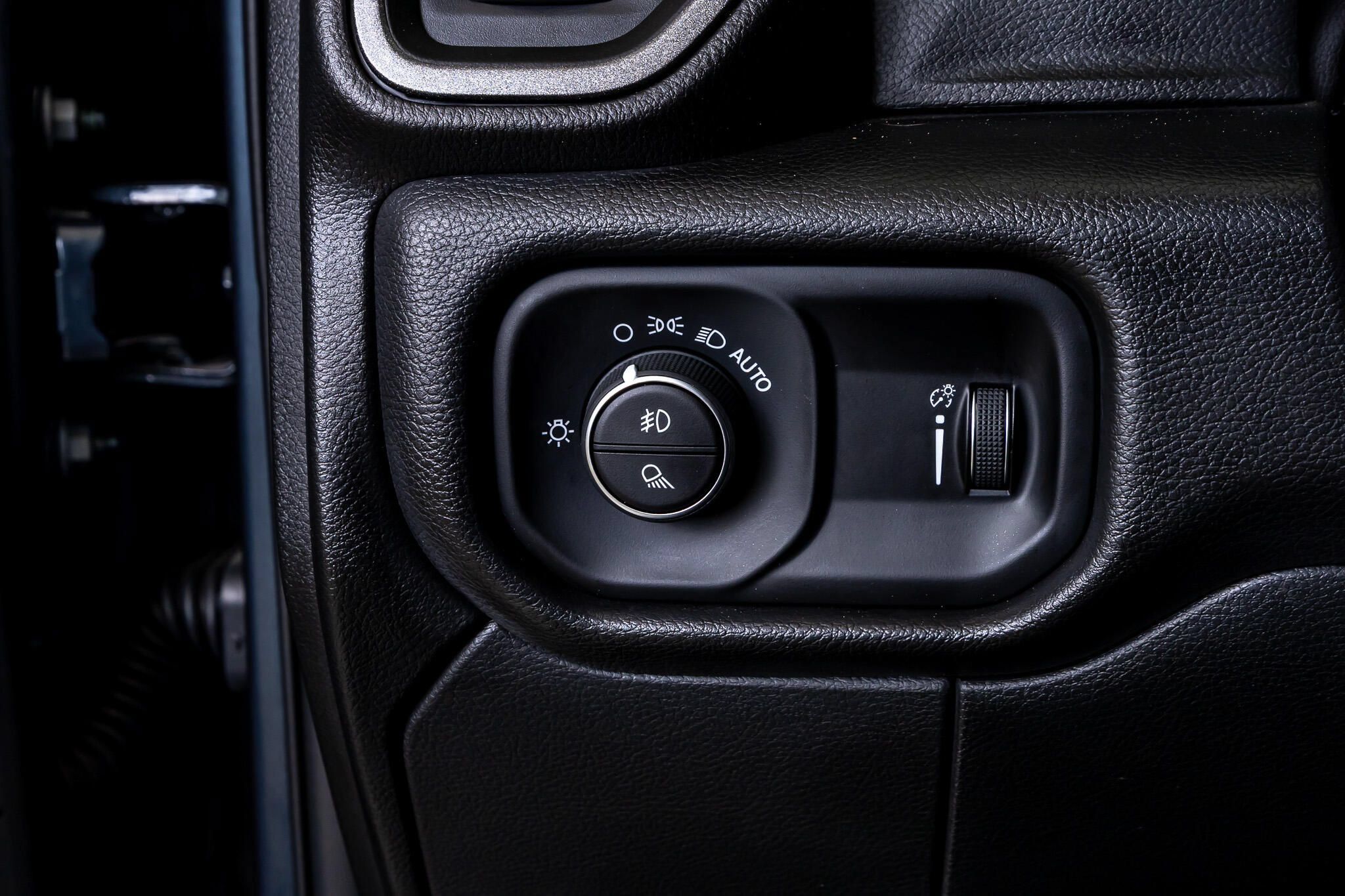 Used 2025 RAM 2500 Tradesman AWD/4WD image 20