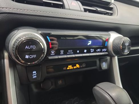 Certified 2024 Toyota RAV4 XLE AWD/4WD image 19
