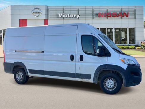 Used 2024 RAM ProMaster 2500 w/ Convenience Group FWD image 2