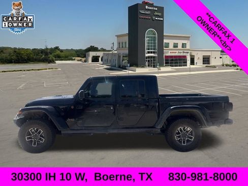 Used 2026 Jeep Gladiator Mojave AWD/4WD image 1