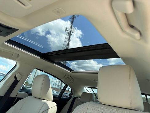Used 2025 Lexus ES 350 Ultra Luxury FWD image 19