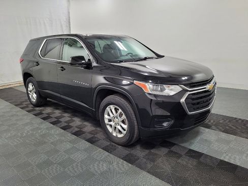 Used 2020 Chevrolet Traverse LS FWD image 11