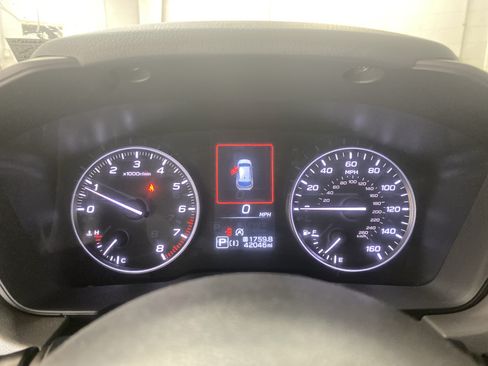 Used 2024 Subaru Crosstrek 2.0i Premium AWD/4WD image 19