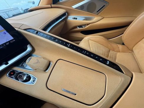 Used 2021 Chevrolet Corvette Stingray Premium Conv w/ 3LT image 28