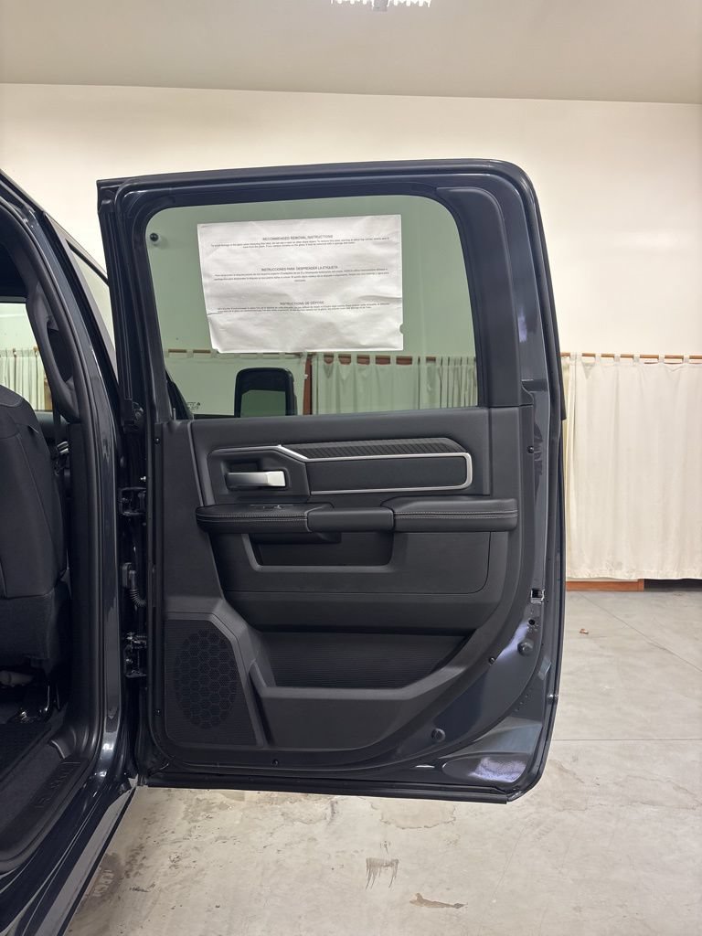 New 2026 RAM 2500 Big Horn AWD/4WD image 30