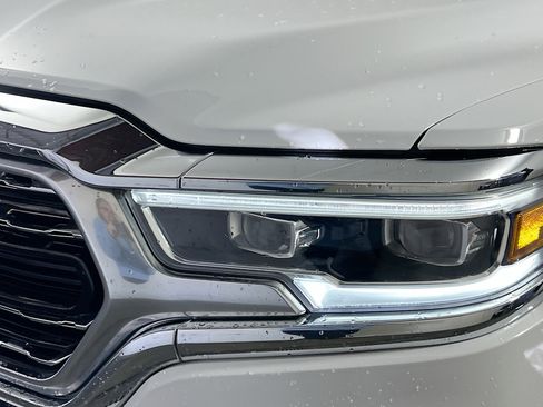 Used 2024 RAM 1500 Limited w/ Body Color Bumper Group image 11