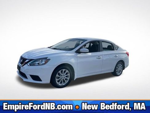 Used 2019 Nissan Sentra SV image 1