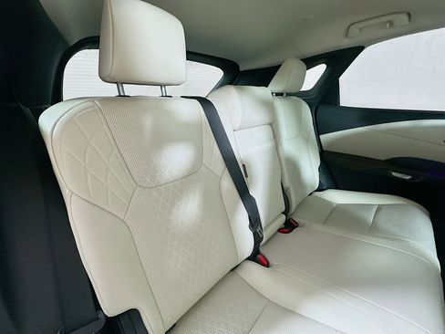 Used 2025 Lexus RX 350 Premium Plus w/ Accessory Package (Z1) image 26