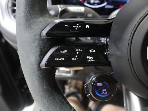 Used 2025 Mercedes-Benz G 63 AMG 4MATIC image 34