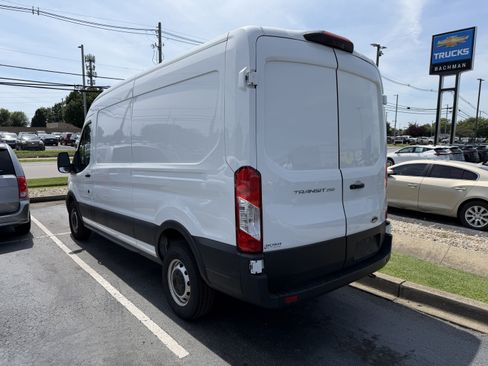 Used 2023 Ford Transit 250 Medium Roof RWD image 5