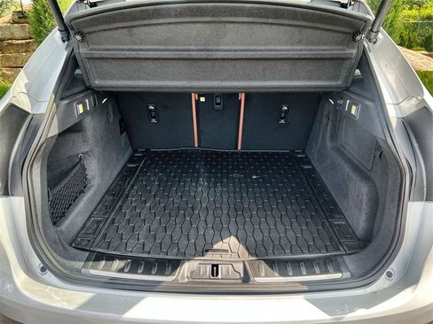 New 2026 Jaguar F-PACE R-Dynamic S image 18