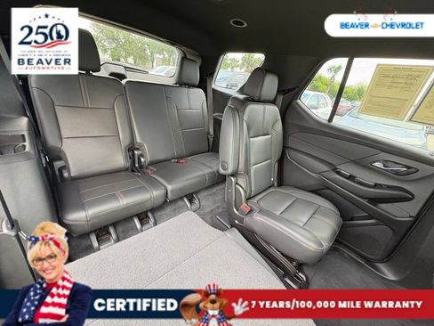 Used 2023 Chevrolet Traverse RS FWD image 24