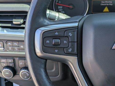 Used 2021 Chevrolet Tahoe Z71 w/ Luxury Package AWD/4WD image 18