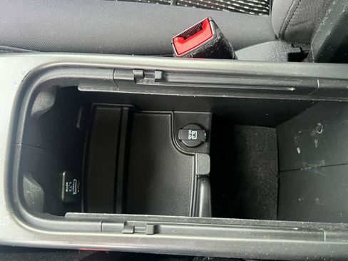 Used 2015 Dodge Journey SXT w/ Flexible Seating Group FWD image 21
