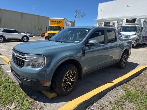Used 2023 Ford Maverick Lariat image 2