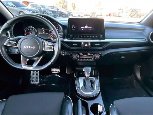 Used 2023 Kia Forte GT-Line image 11