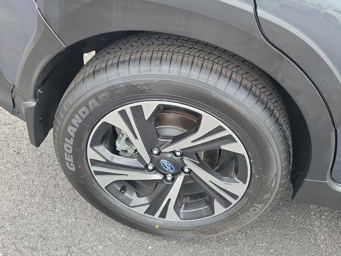 Certified 2024 Subaru Crosstrek 2.0i Premium AWD/4WD image 10