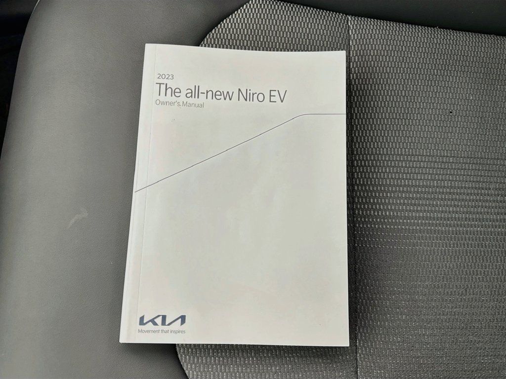 Used 2023 Kia Niro Wind w/ Wind Preserve Package FWD image 37