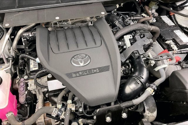 Used 2023 Toyota Highlander XLE AWD/4WD image 30