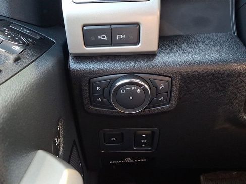 Used 2022 Ford F350 Lariat w/ Lariat Ultimate Package image 23