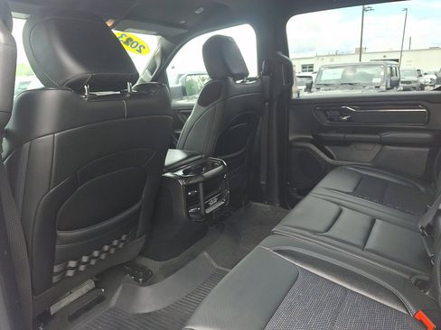 Used 2023 RAM 1500 Big Horn AWD/4WD image 20