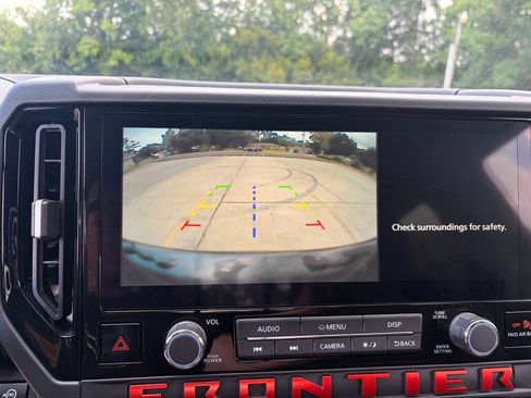 Used 2026 Nissan Frontier PRO-4X AWD/4WD image 24