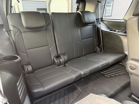 Used 2019 Chevrolet Tahoe Premier w/ RST 6.2L Performance Edition AWD/4WD image 26
