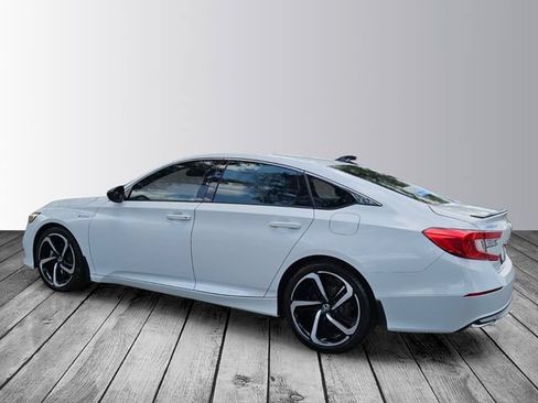 Used 2022 Honda Accord Sport image 3