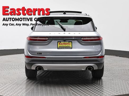 Used 2022 Lincoln Corsair AWD w/ Premium Package image 6
