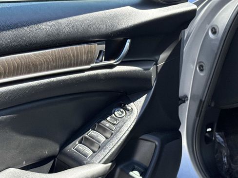 Used 2019 Honda Accord EX image 20