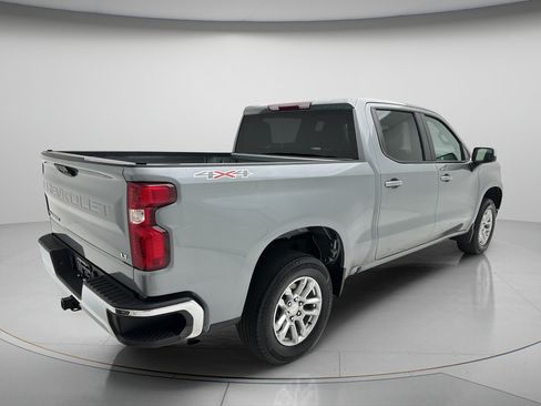 Used 2023 Chevrolet Silverado 1500 LT AWD/4WD image 5