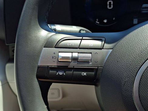 Certified 2024 Hyundai Kona SEL AWD/4WD image 20