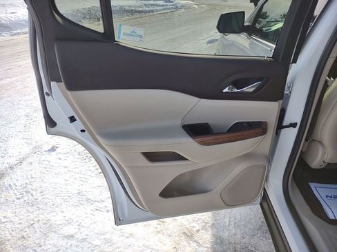 Used 2019 GMC Acadia Denali w/ Technology Package image 35