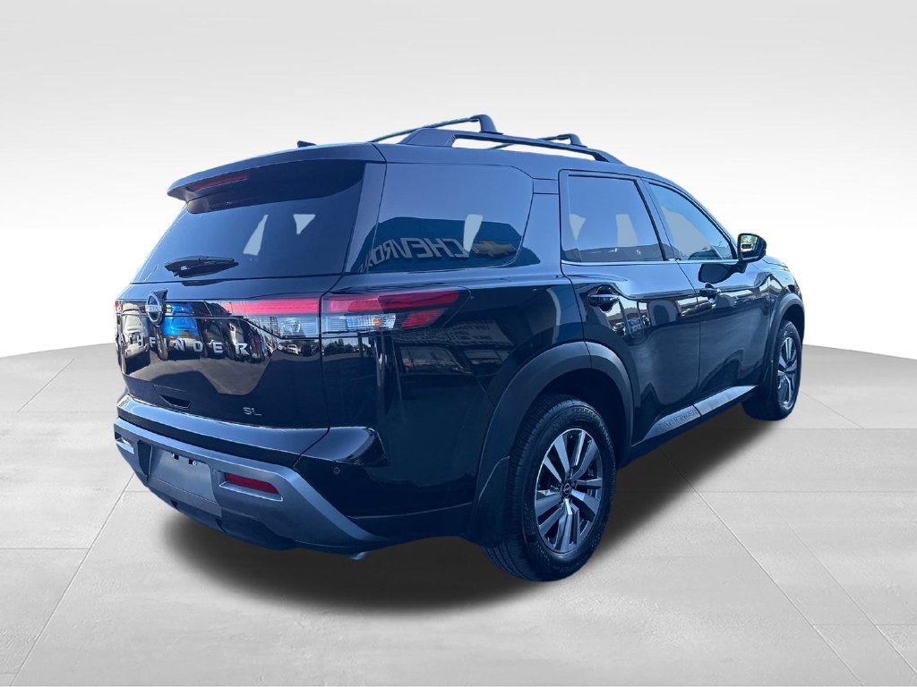 Used 2026 Nissan Pathfinder SL FWD image 10