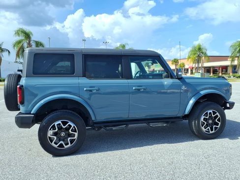 Used 2022 Ford Bronco Outer Banks AWD/4WD image 8