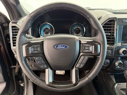 Used 2019 Ford F150 Lariat w/ Equipment Group 502A Luxury AWD/4WD image 11