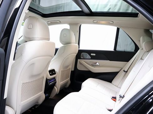 Certified 2026 Mercedes-Benz GLE 450 4MATIC image 13