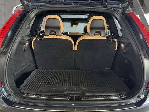 Used 2019 Volvo XC90 T6 Momentum w/ Protection Package Premier image 21