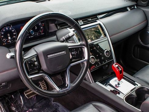 Used 2022 Land Rover Discovery Sport SE R-Dynamic image 15