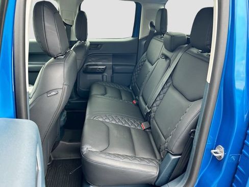 Certified 2025 Ford Maverick XLT w/ XLT Luxury Package AWD/4WD image 31