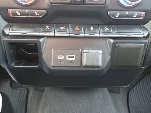 Used 2021 GMC Sierra 1500 SLE w/ X31 Off-Road Package AWD/4WD image 28