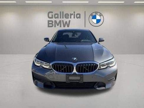 Used 2019 BMW 330i Sedan w/ Convenience Package RWD image 3