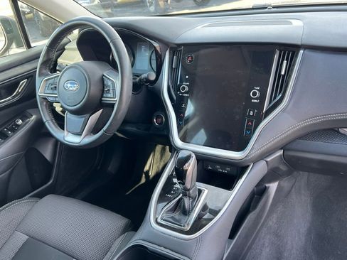 Used 2022 Subaru Outback Premium AWD/4WD image 19