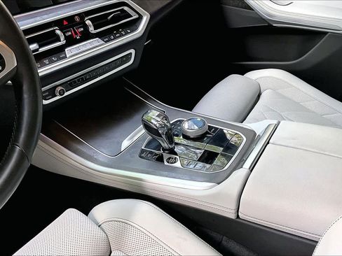Used 2023 BMW X5 sDrive40i w/ M Sport Package RWD image 16