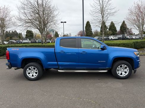Used 2019 Chevrolet Colorado LT w/ LT Convenience Package image 9