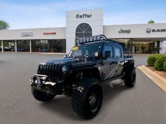 Used 2023 Jeep Gladiator Sport AWD/4WD video 1