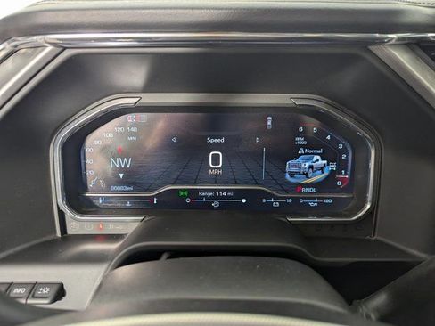 Used 2024 GMC Sierra 3500 Denali w/ Denali Reserve Package image 12