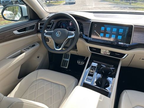 New 2026 Volkswagen Atlas SEL Premium R-Line AWD/4WD image 9
